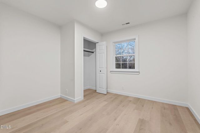 6037 Dahlgren Avenue, Fayetteville, NC 28314