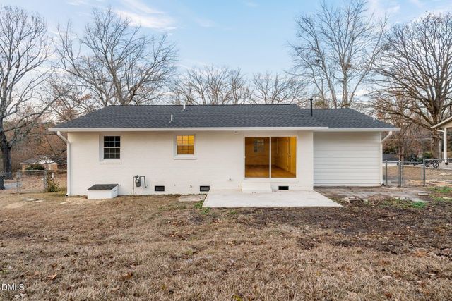 6037 Dahlgren Avenue, Fayetteville, NC 28314
