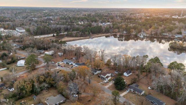 6037 Dahlgren Avenue, Fayetteville, NC 28314