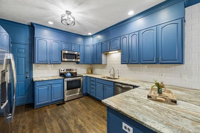 3918 Rowland Rd, Murfreesboro, TN 37128