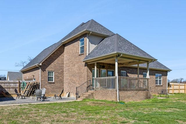 3918 Rowland Rd, Murfreesboro, TN 37128