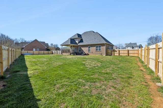 3918 Rowland Rd, Murfreesboro, TN 37128