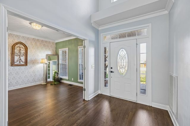 3918 Rowland Rd, Murfreesboro, TN 37128