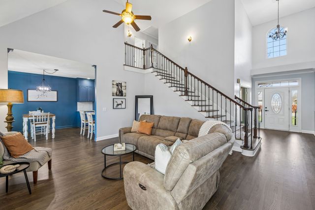 3918 Rowland Rd, Murfreesboro, TN 37128