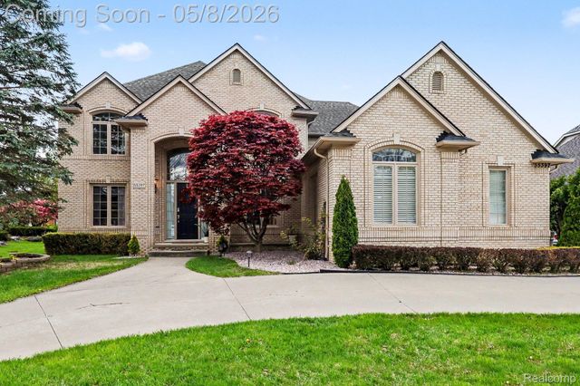 55397 Apple Lane, Shelby Charter Township, MI 48316
