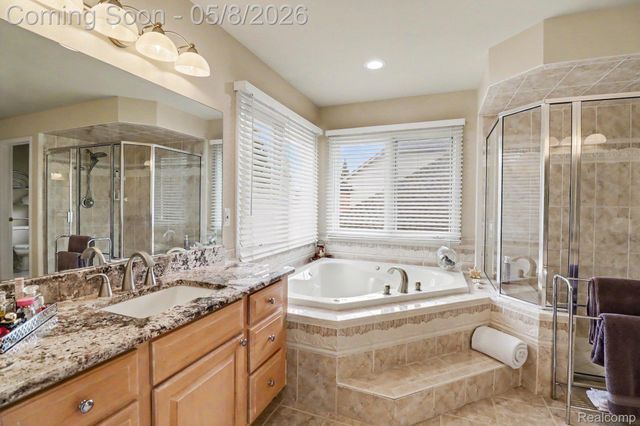 55397 Apple Lane, Shelby Charter Township, MI 48316