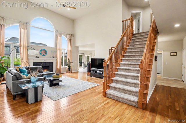 55397 Apple Lane, Shelby Charter Township, MI 48316