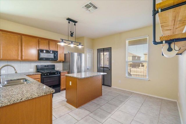 194 Yellowbark ST, Buda, TX 78610