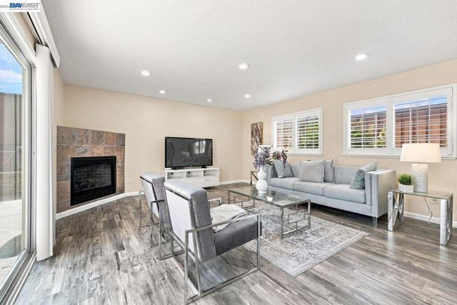 7778 Alto Way, Dublin, CA 94568