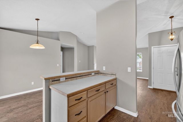 11157 W Red Maple Dr, Boise, ID 83709