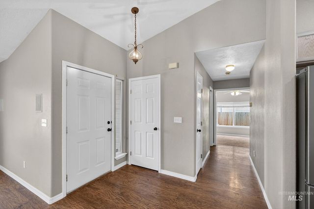 11157 W Red Maple Dr, Boise, ID 83709