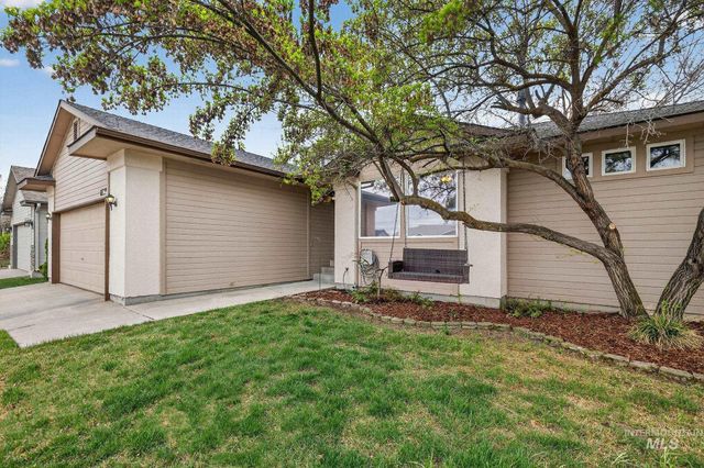 11157 W Red Maple Dr, Boise, ID 83709