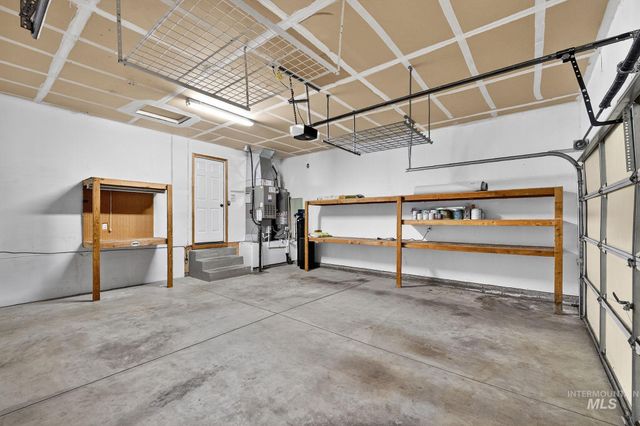 11157 W Red Maple Dr, Boise, ID 83709