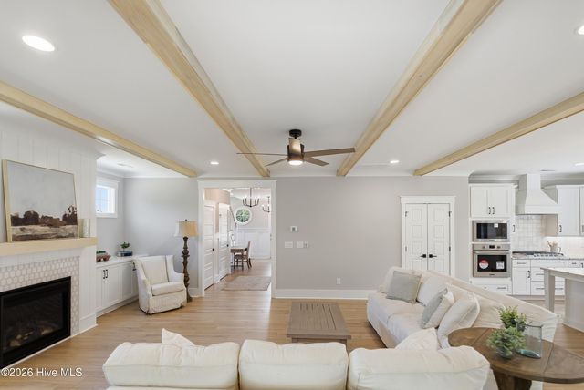 522 White Picket Way, Holly Ridge, NC 28445
