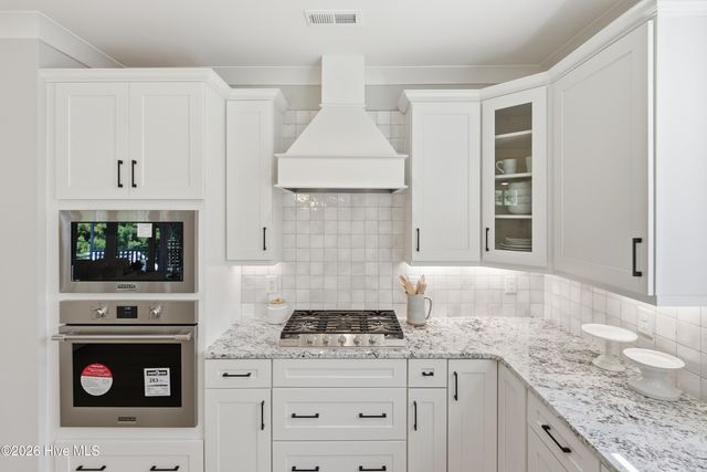 522 White Picket Way, Holly Ridge, NC 28445