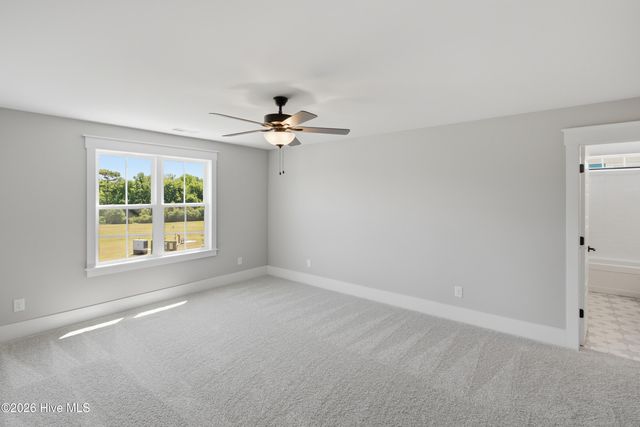 522 White Picket Way, Holly Ridge, NC 28445