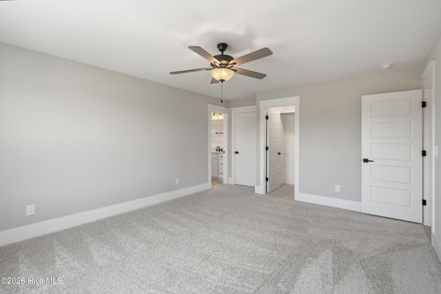 522 White Picket Way, Holly Ridge, NC 28445
