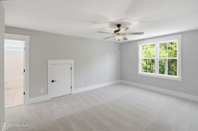 522 White Picket Way, Holly Ridge, NC 28445