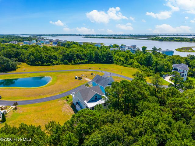 522 White Picket Way, Holly Ridge, NC 28445