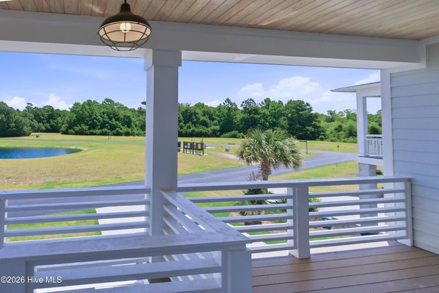 522 White Picket Way, Holly Ridge, NC 28445