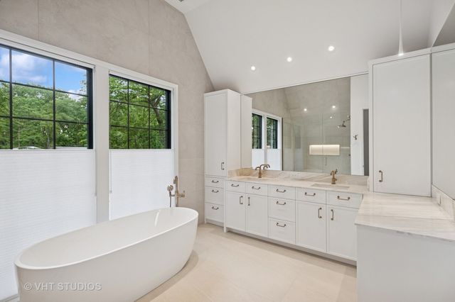 759 Strawberry Hill Drive, Glencoe, IL 60022