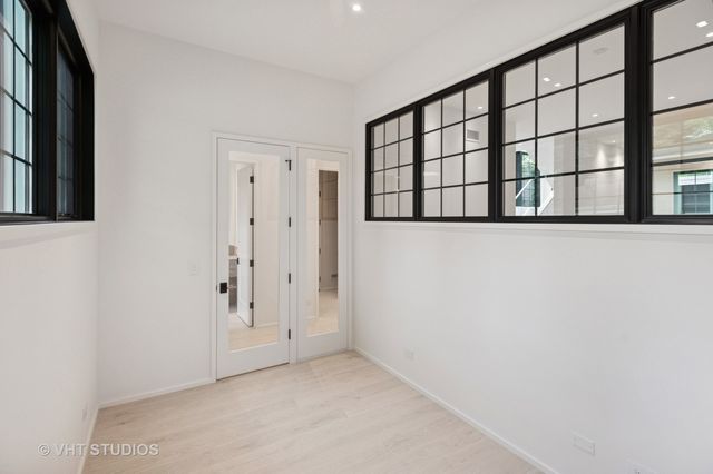 759 Strawberry Hill Drive, Glencoe, IL 60022