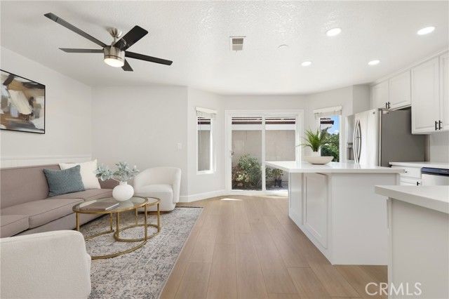 226 Greenmoor, Irvine, CA 92614