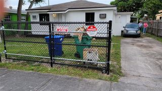 941 NW 99th St A, Miami, FL 33150