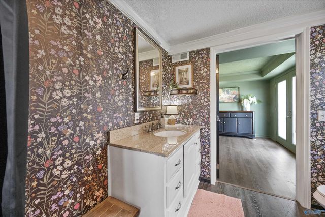 196 Curt Road, New Hope, AL 35760