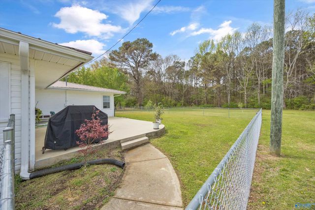 196 Curt Road, New Hope, AL 35760