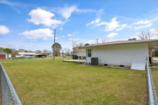 196 Curt Road, New Hope, AL 35760