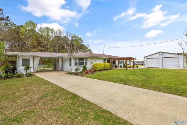 196 Curt Road, New Hope, AL 35760