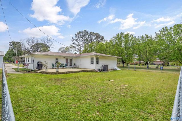 196 Curt Road, New Hope, AL 35760