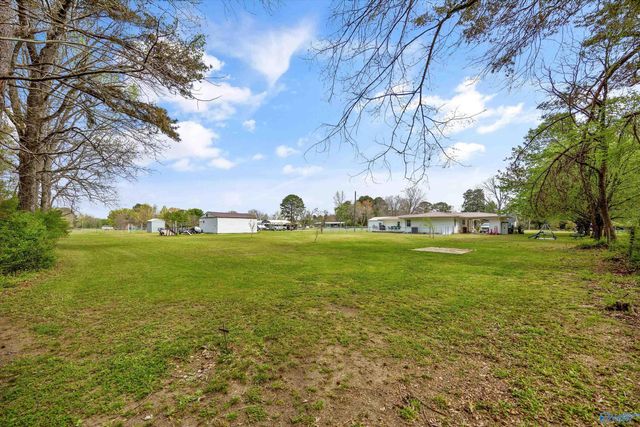 196 Curt Road, New Hope, AL 35760