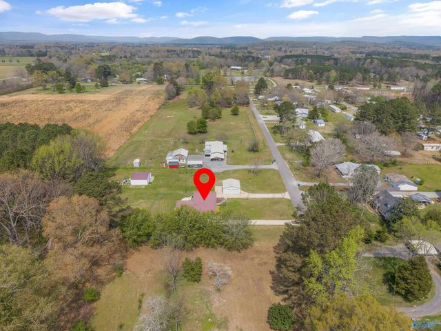 196 Curt Road, New Hope, AL 35760