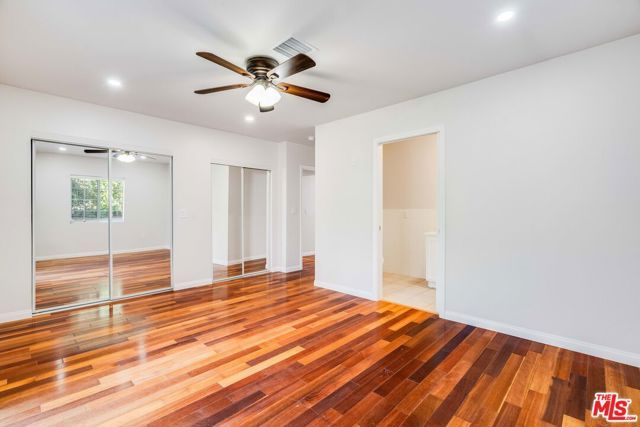 14043 Calvert Street, Van Nuys (los Angeles), CA 91401