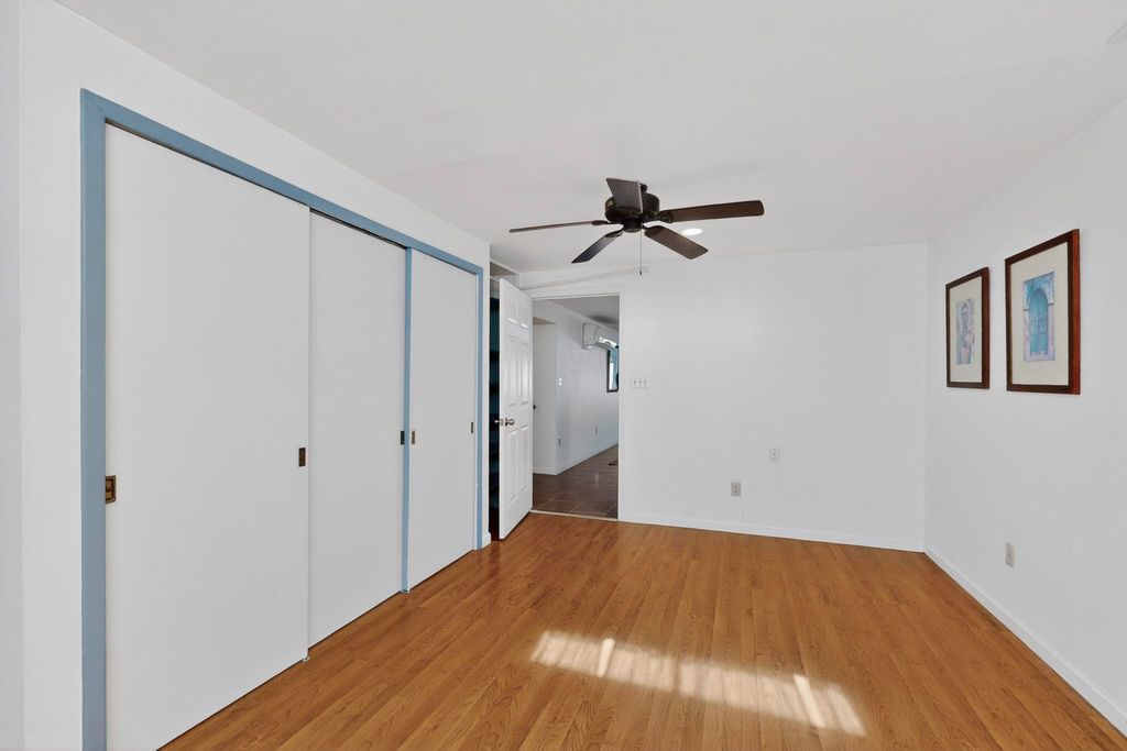 Image 37 of property listing at 6205 Hannett Avenue NE, Albuquerque, NM 87110