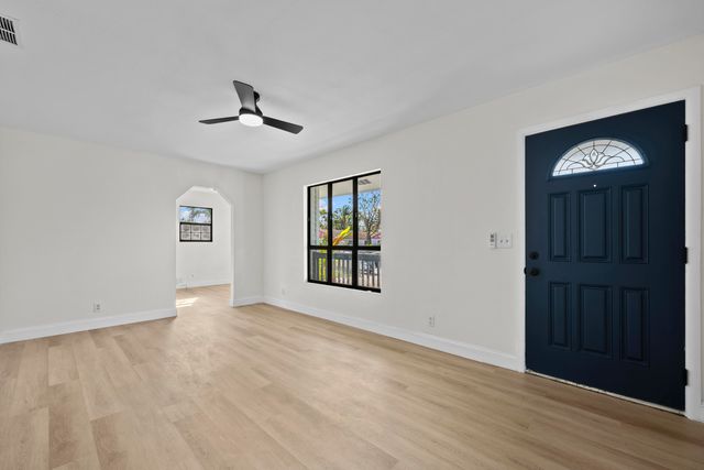 1244 W 25th Street, Riviera Beach, FL 33404