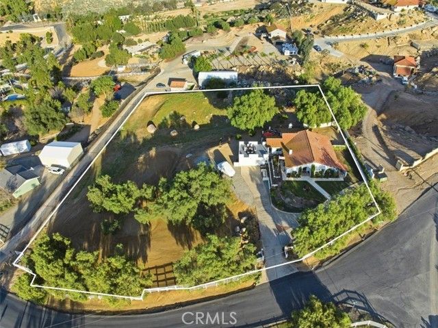 21260 Ridgedale, Riverside, CA 92570