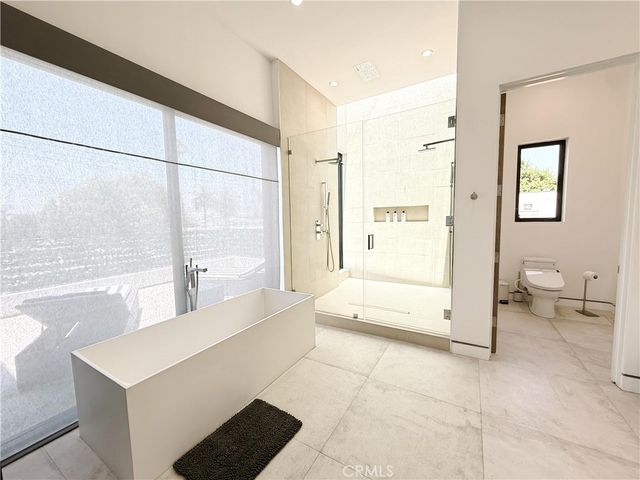 415 N Martel Avenue, Los Angeles, CA 90036