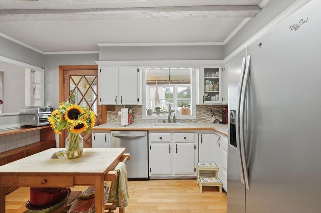 61 Walpole St, Sharon, MA 02067