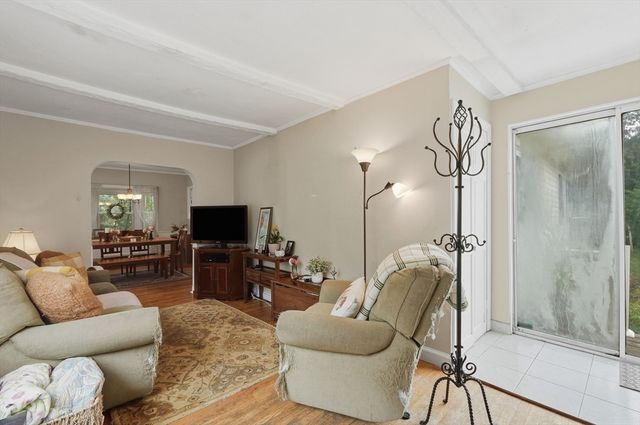 61 Walpole St, Sharon, MA 02067