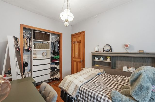 61 Walpole St, Sharon, MA 02067