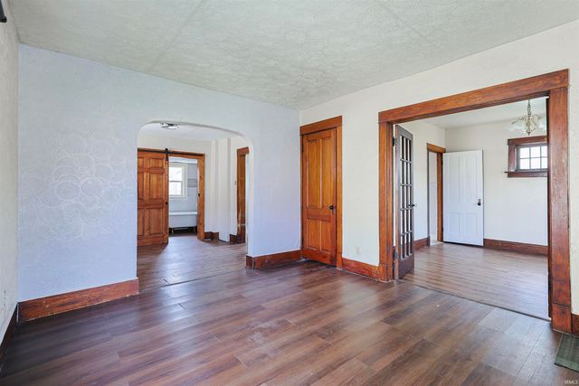 126 S Beiger Street, Mishawaka, IN 46544