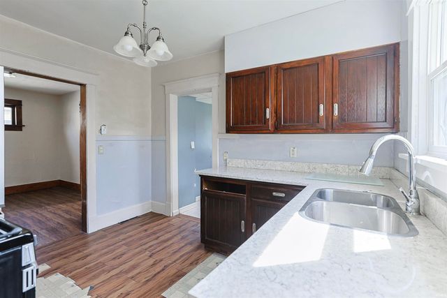 126 S Beiger Street, Mishawaka, IN 46544