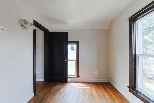 126 S Beiger Street, Mishawaka, IN 46544