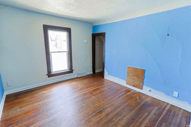 126 S Beiger Street, Mishawaka, IN 46544