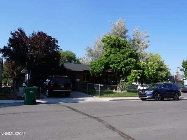 1380 Jerry Lane, Carson City, NV 89701