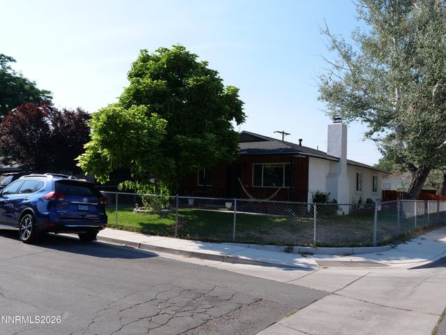 1380 Jerry Lane, Carson City, NV 89701
