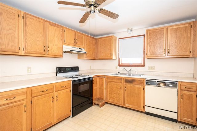 1788 Ruie Road, North Tonawanda, NY 14120